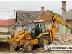 Búracie práce bagrom JCB 3CX